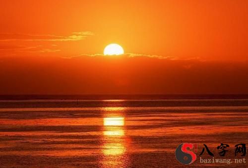 梦见太阳里面有字